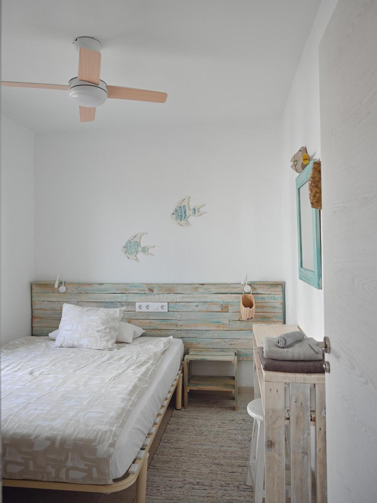 Apartamento Mar I Vent Cala Blanca  Exterior foto